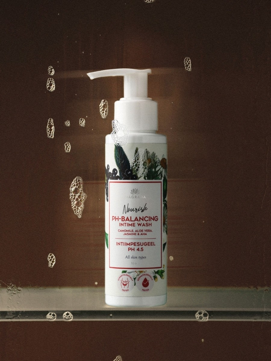 Intimate Wash Gel with Chamomile, Aloe, and AHA, pH 4.5 - ORÉA PARIS