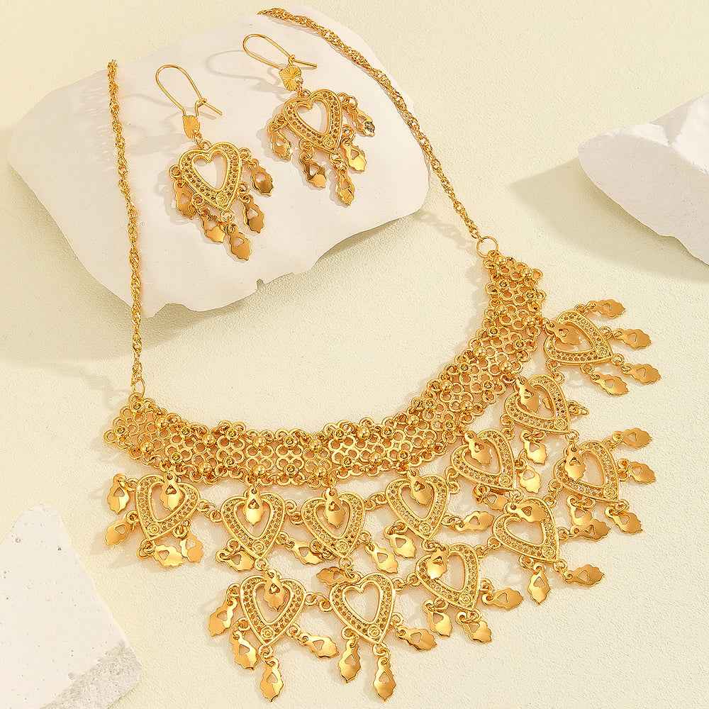 3pcs Fashionable Retro Luxury Heart-shaped Hollow Necklace Earrings Women's Set, Suitable For Party And Dance Gifts, Daily Wear