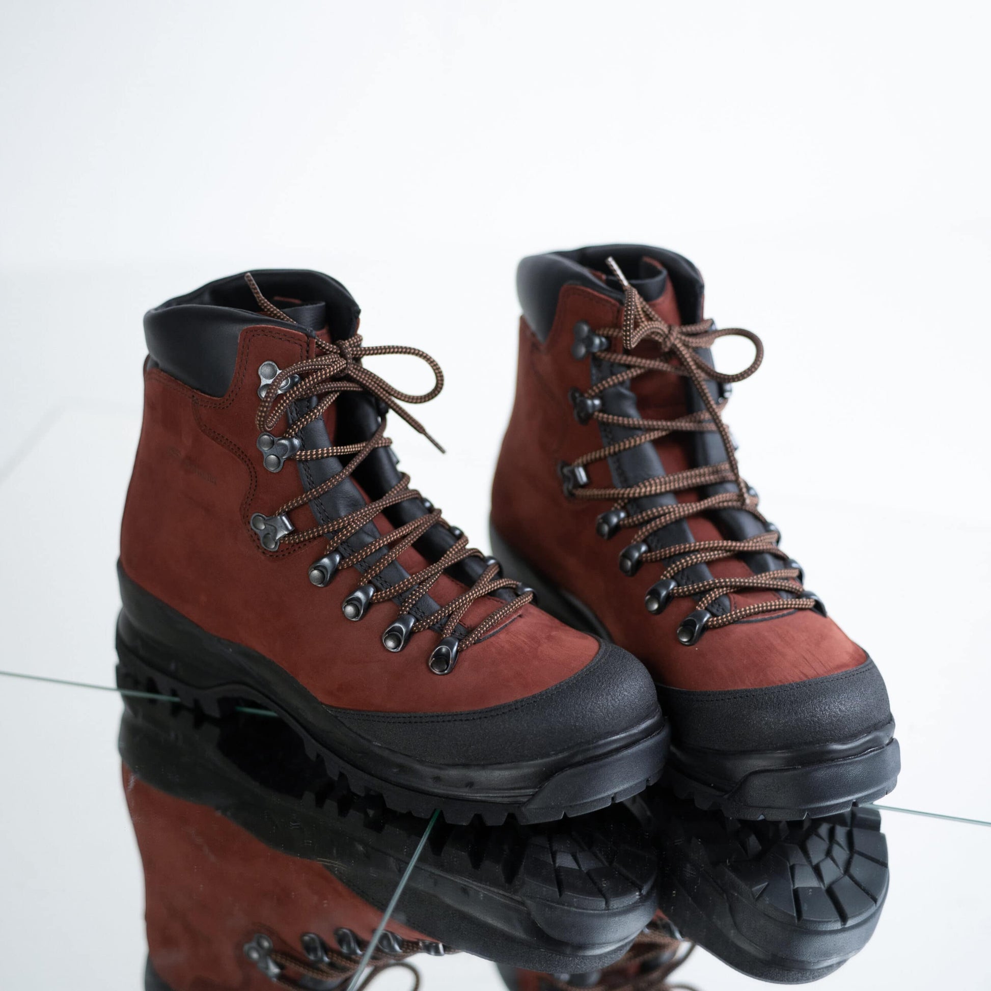 553P Rosso Aragosta Hiking Boots - ORÉA PARIS