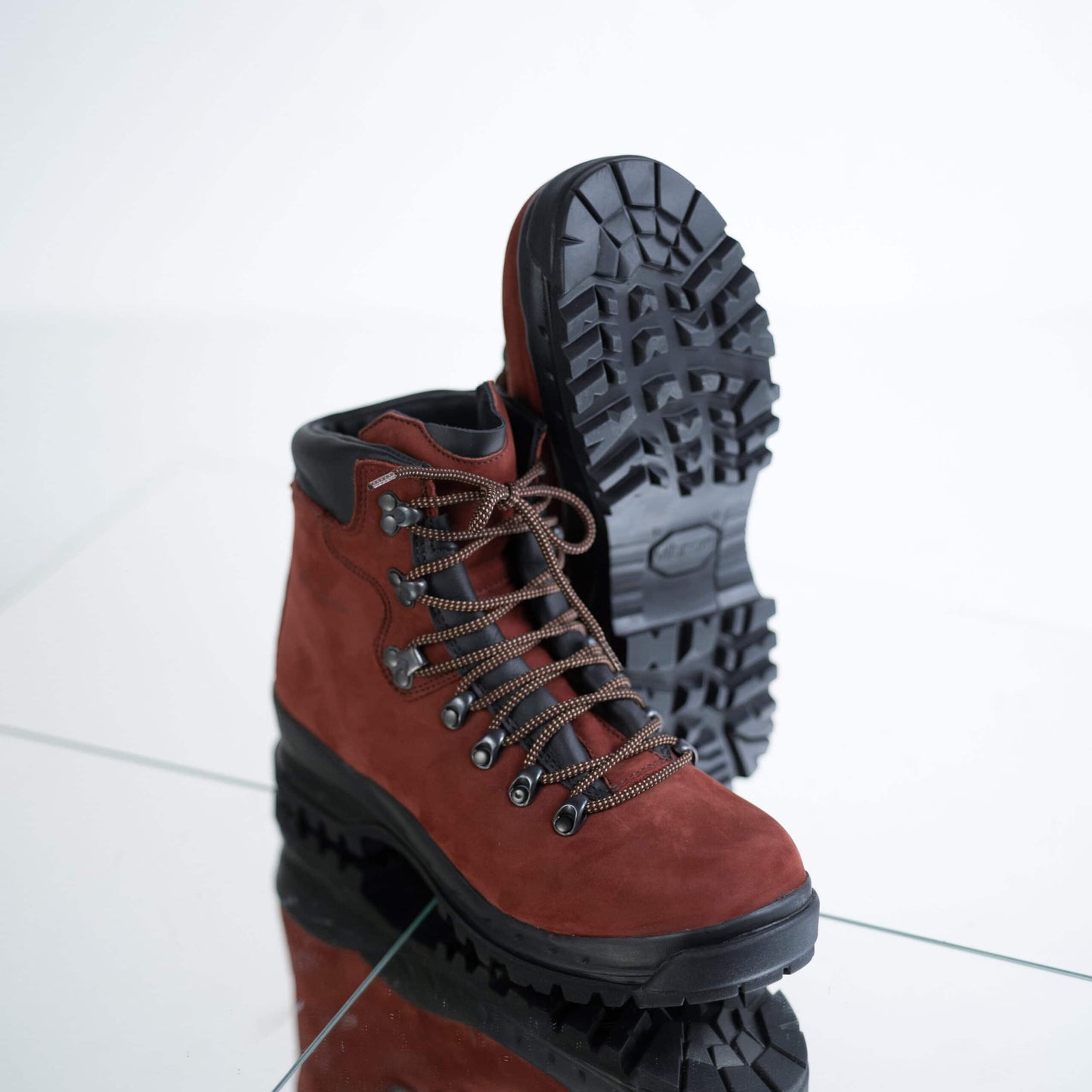 5531 Rosso Aragosta Hiking Boots - ORÉA PARIS
