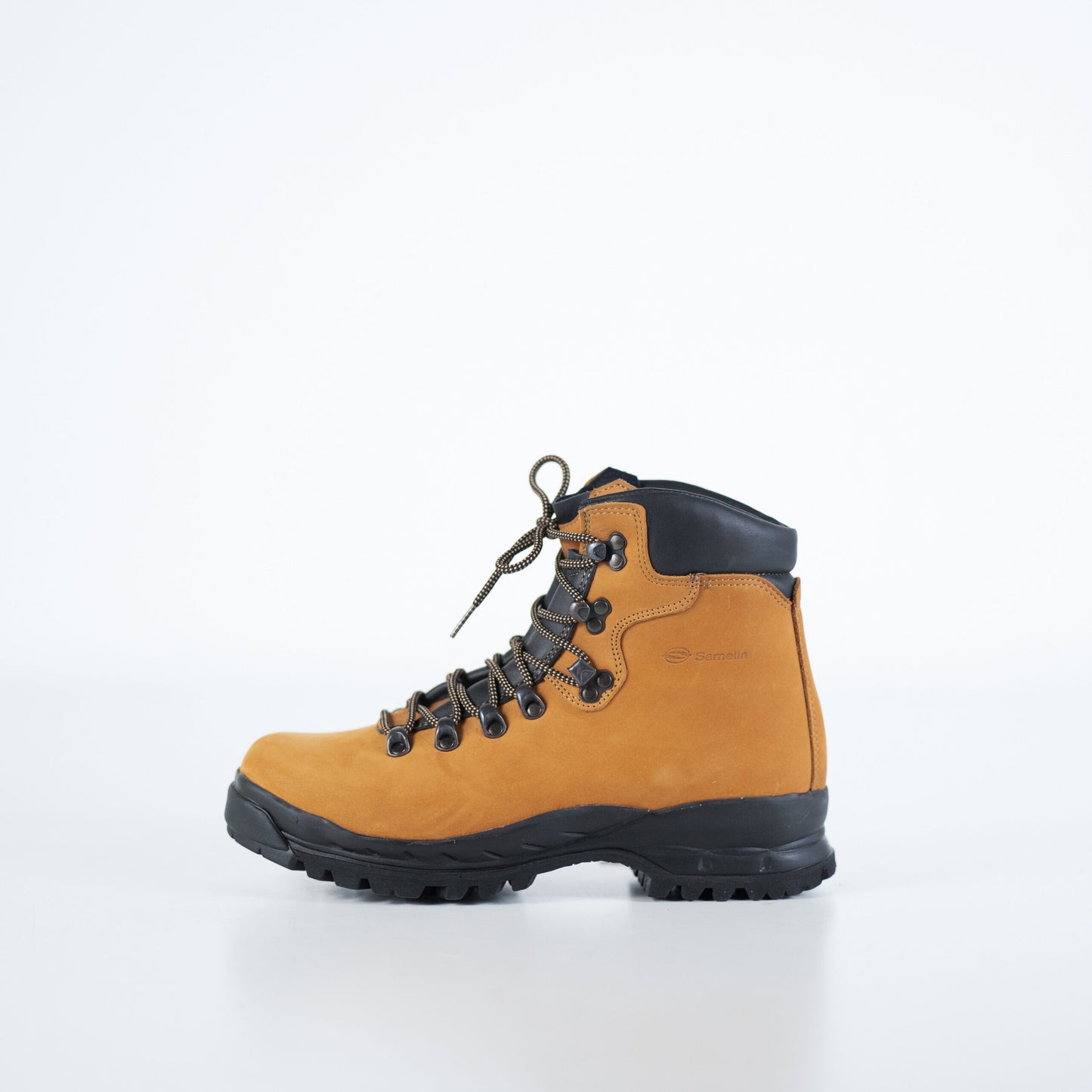 5531 Sella Hiking Boots - ORÉA PARIS