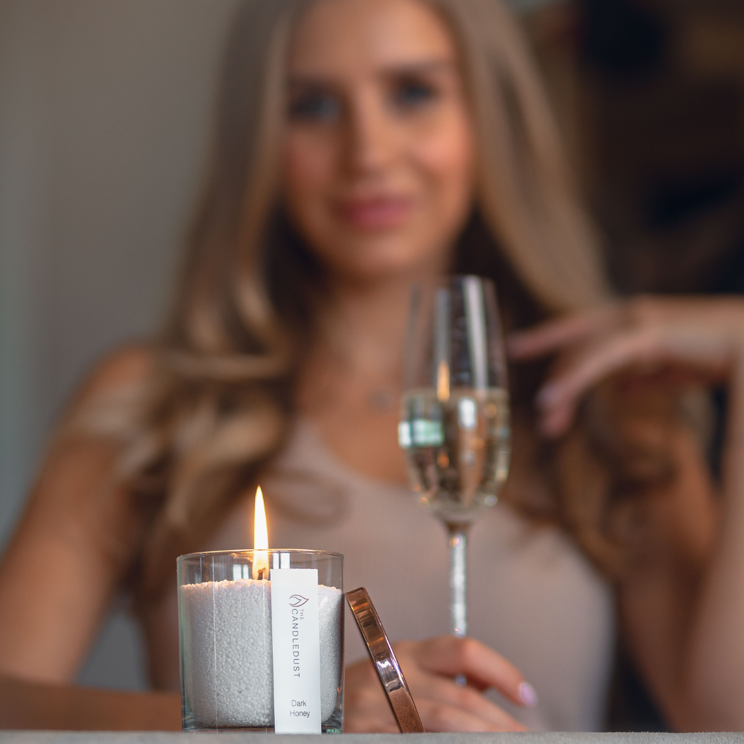 Powdered Candle in Glass - Dark Honey 160g - ORÉA PARIS