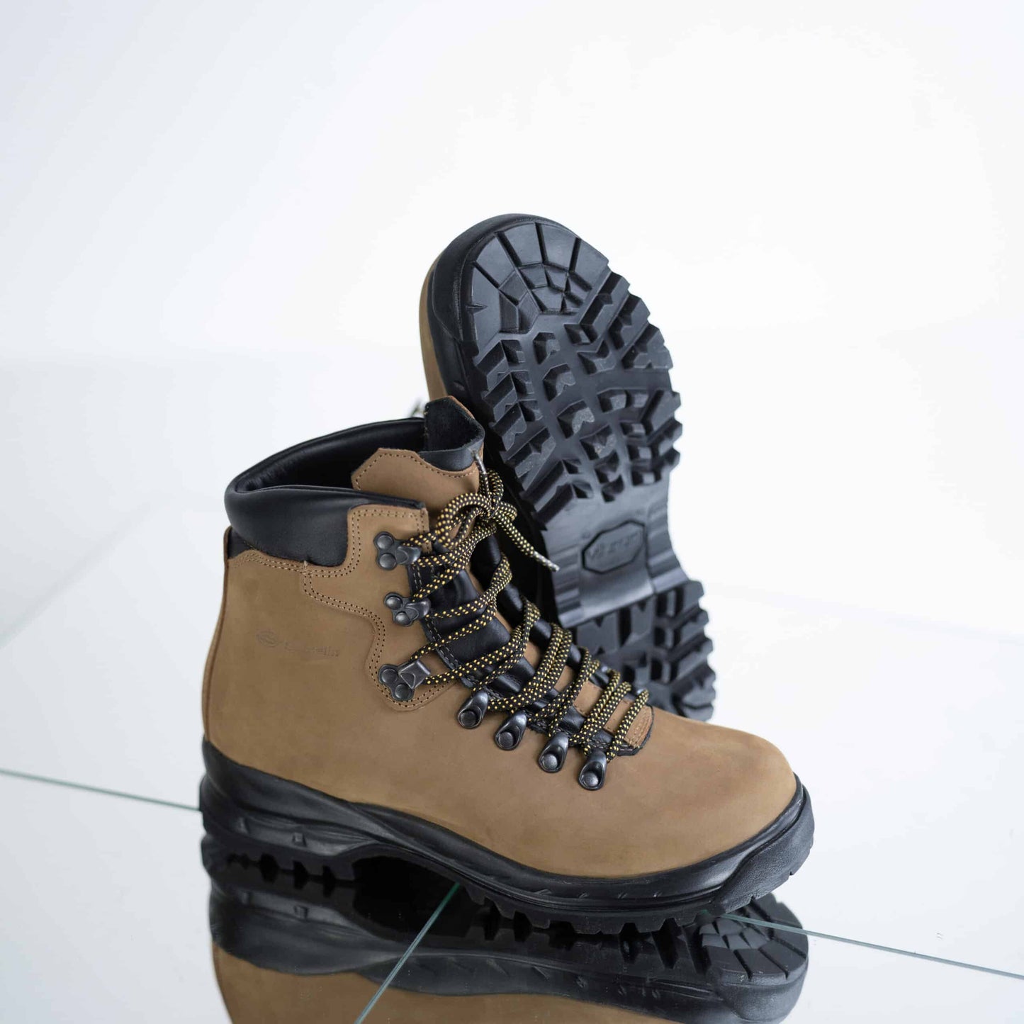 5531 Tundra Hiking Boots - ORÉA PARIS