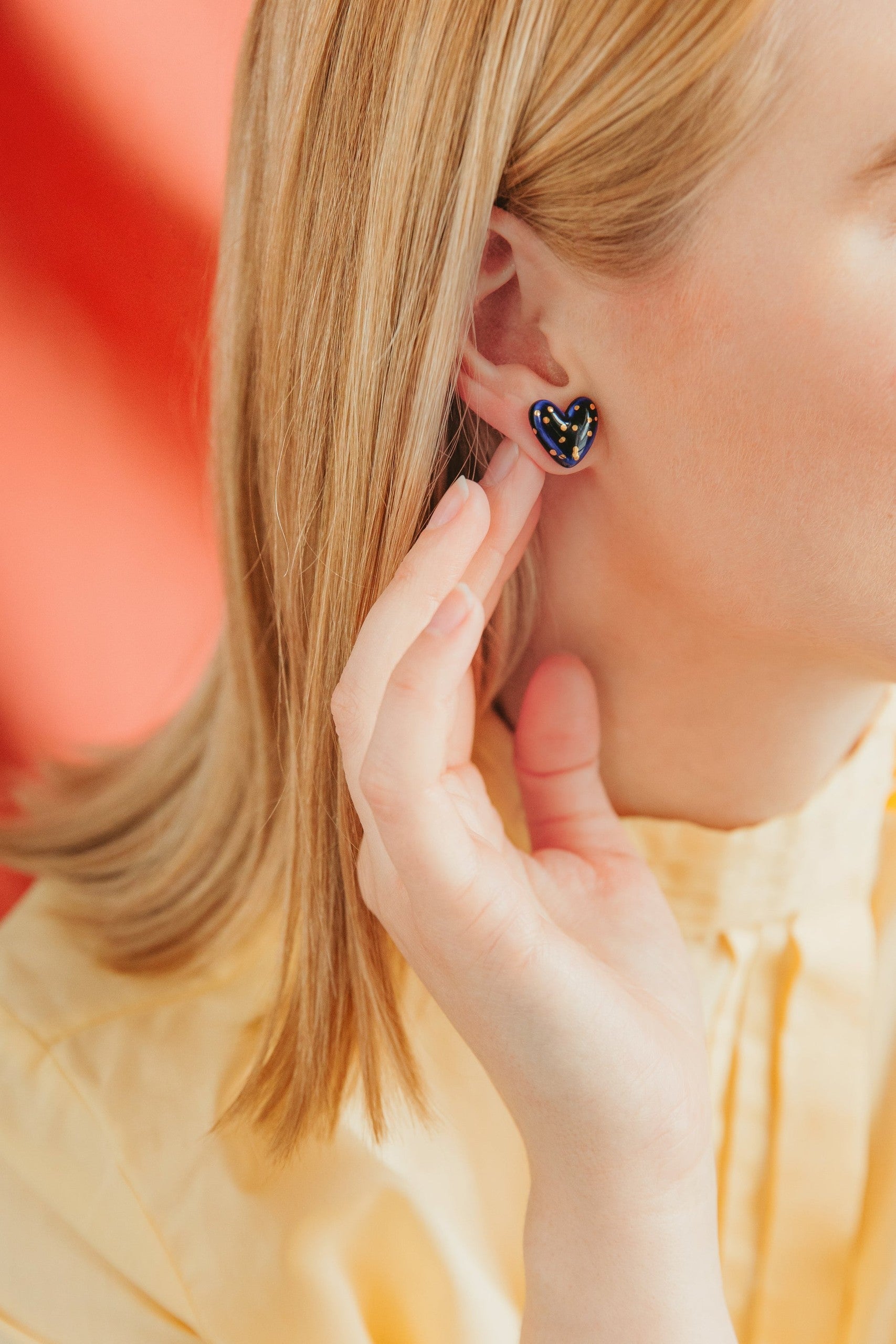 Dotted Porcelain Heart Studs -  Blue - ORÉA PARIS